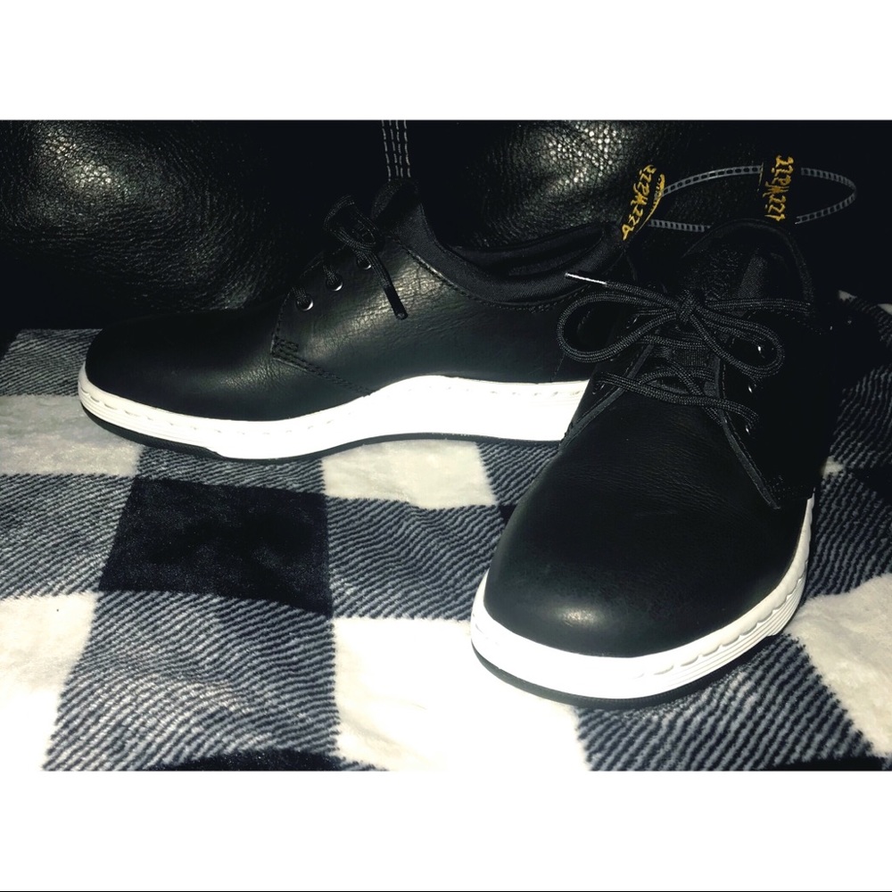 NEW Dr Martens Solaris Shoes